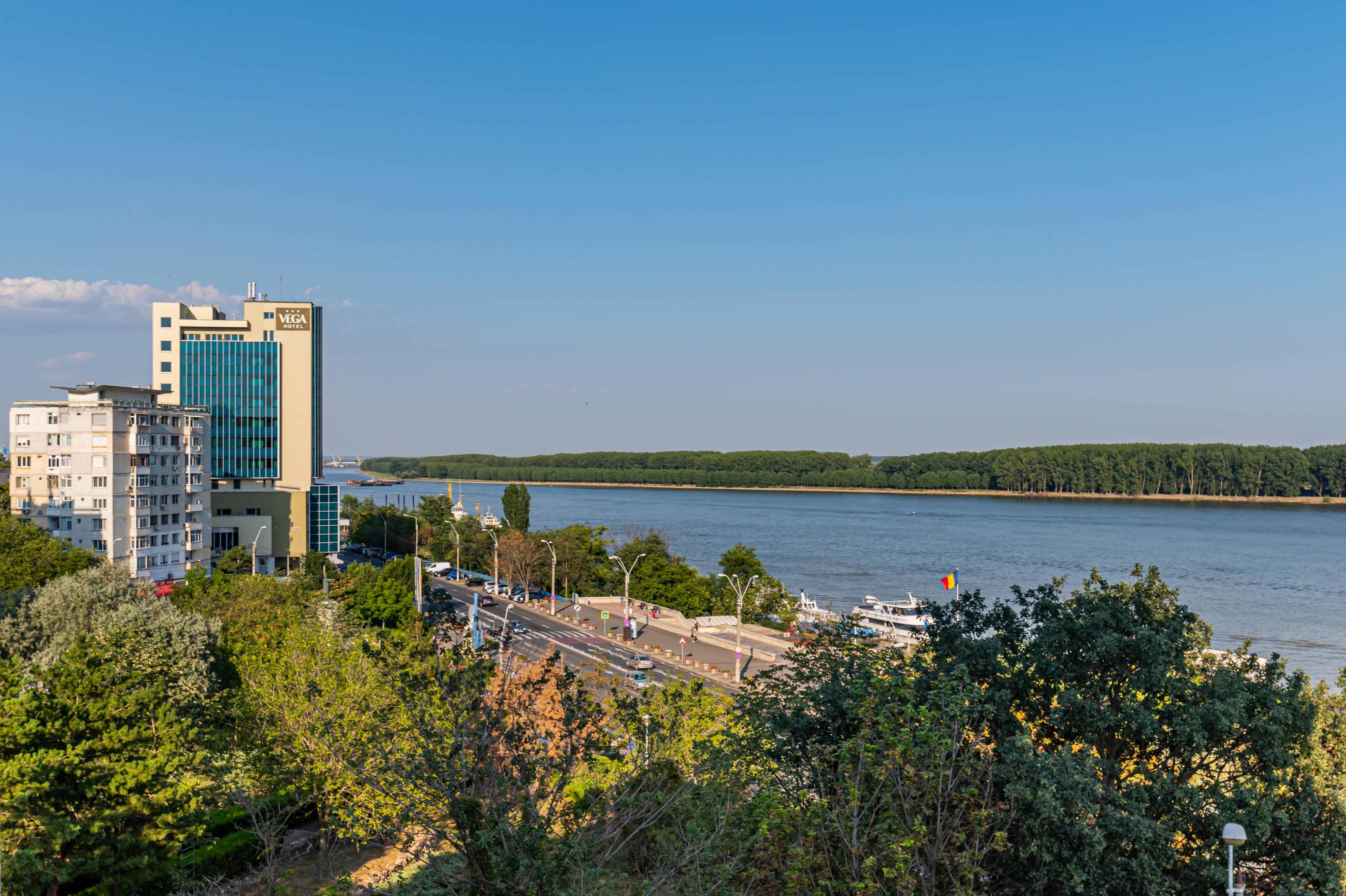 Faleza Hotel by Vega Galac Kültér fotó
