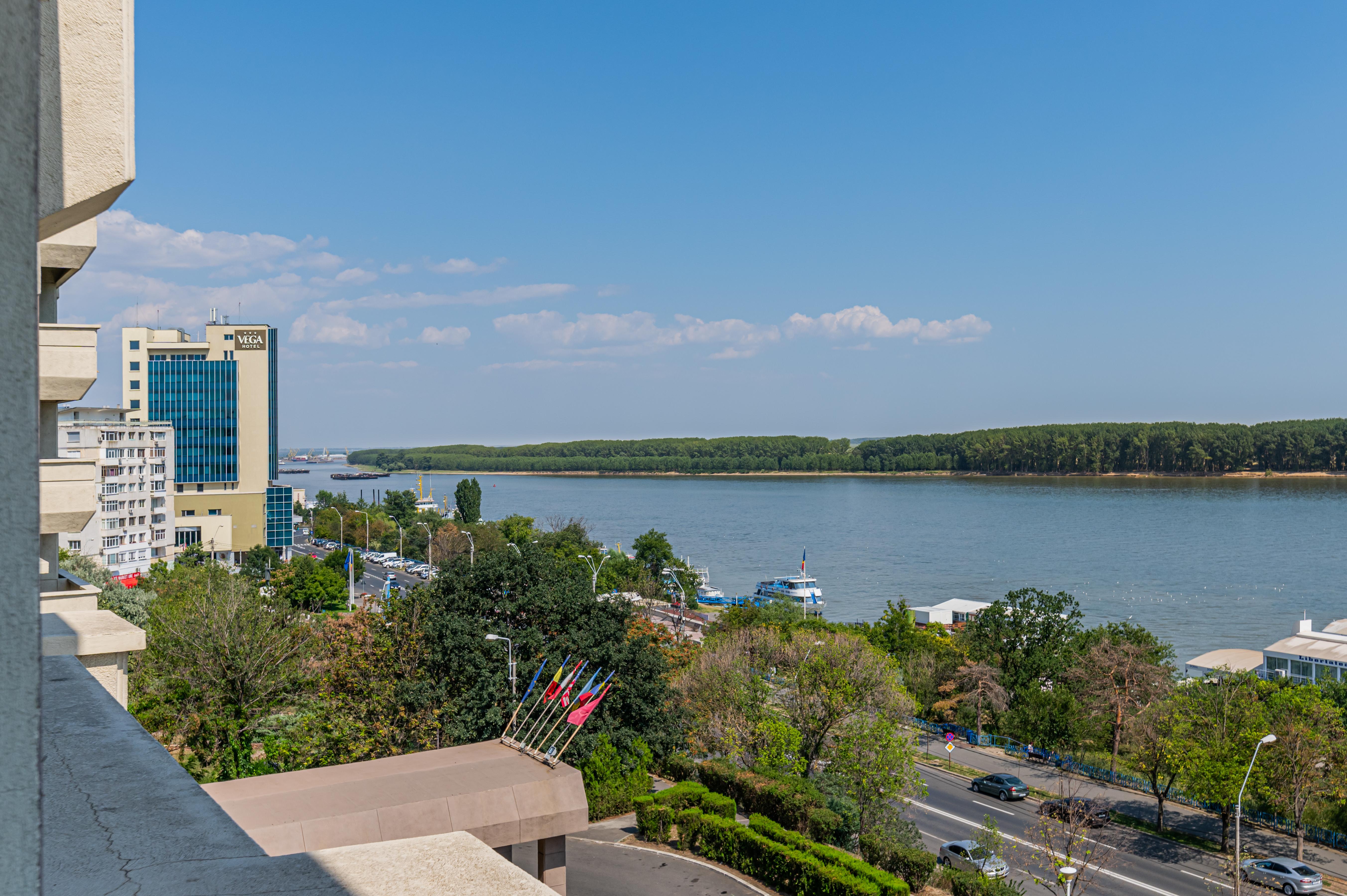 Faleza Hotel by Vega Galac Kültér fotó
