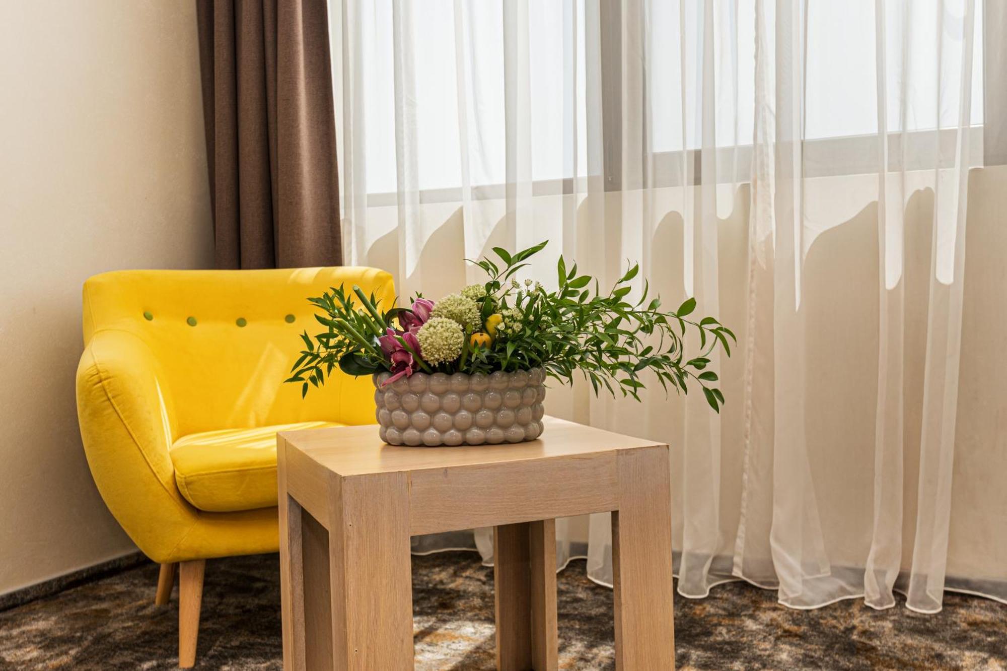 Faleza Hotel by Vega Galac Kültér fotó