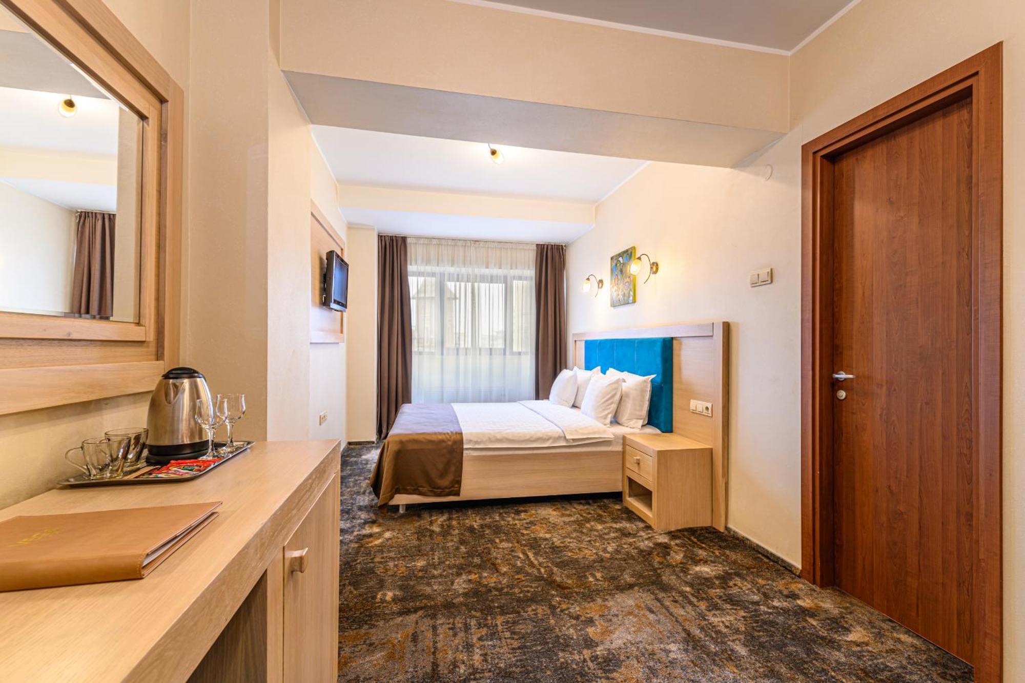 Faleza Hotel by Vega Galac Kültér fotó